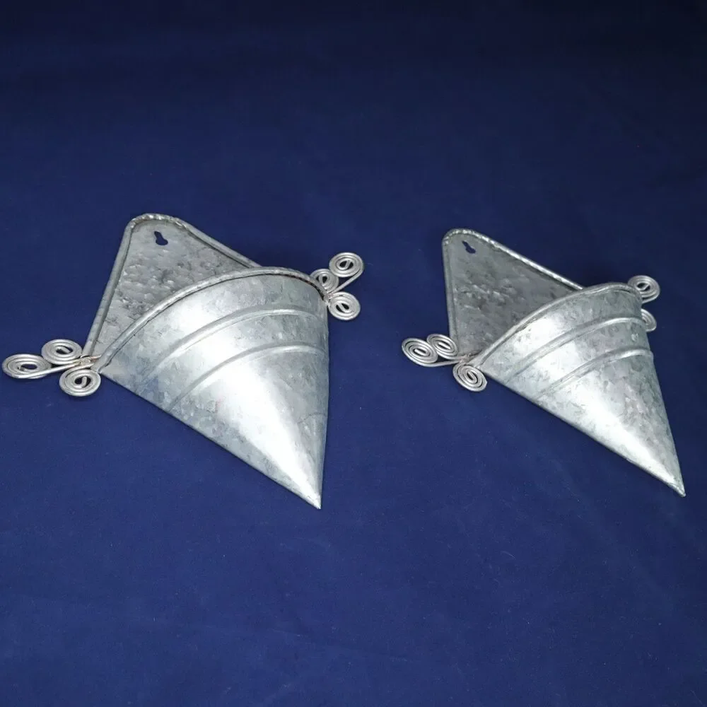 Metal Wall Planters Set of 2 Cone Shaped 9